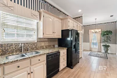 249 S Warren Street, Mobile, AL 36602 - Photo 7