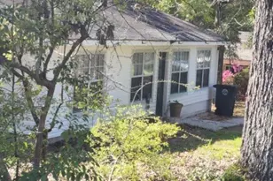 58 Nichols Ave, Fairhope, AL 36532 - Photo 1