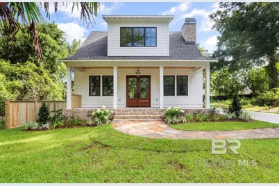 411 Miller Avenue, Fairhope, AL 36532 - Photo 1