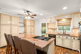 606 Fairhope Ave, Fairhope, AL 36532 - Photo 9