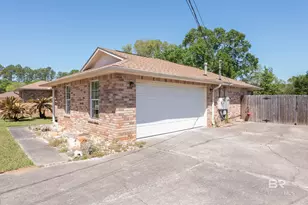 308 Twisted Oak Circle, Cantonment, FL 32533 - Photo 3