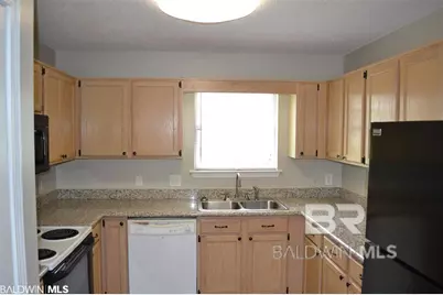 706 N Crystal Wells Court, Fairhope, AL 36532 - Photo 5