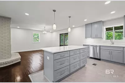 211 N Dobson Avenue, Bay Minette, AL 36507 - Photo 7