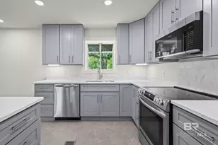 211 N Dobson Ave, Bay Minette, AL 36507 - Photo 5