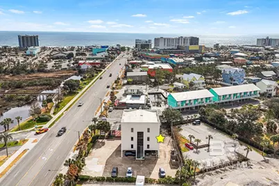 613 Gulf Shores Parkway, Gulf Shores, AL 36542 - Photo 1