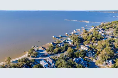 369 Mobile Street, Fairhope, AL 36532 - Photo 23