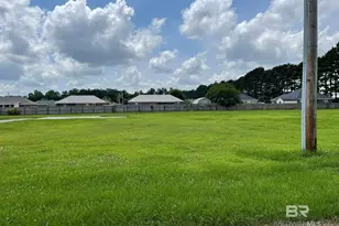 3 Fountain St, Robertsdale, AL 36567 - Photo 1