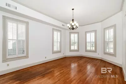 605 Saint Francis Street, Mobile, AL 36602 - Photo 3