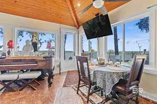 5460 N Shore Rd, Pensacola, FL 32507 - Photo 13