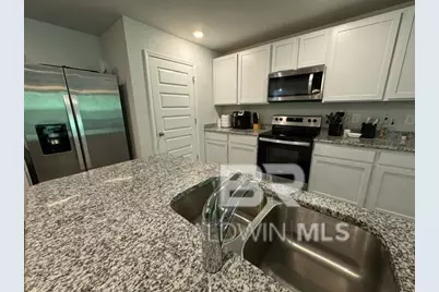 32807 N Pickens Avenue, Lillian, AL 36549 - Photo 17