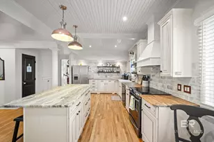 217 W Jessamine Ave, Foley, AL 36535 - Photo 17