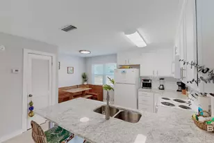 372 E Beach Blvd, Gulf Shores, AL 36542 - Photo 11