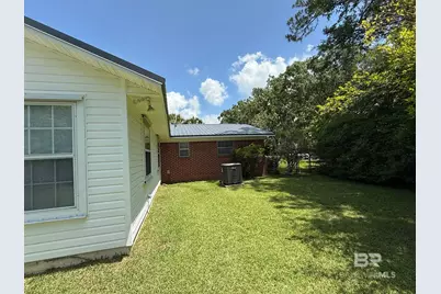 215 W Palm Avenue, Foley, AL 36535 - Photo 23