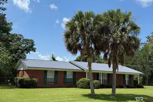 215 W Palm Ave, Foley, AL 36535 - Photo 1