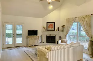 1000 Dolive Springs Dr, Daphne, AL 36526 - Photo 11