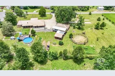 813 S White Avenue, Bay Minette, AL 36507 - Photo 3