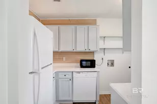 125 E 22nd Ave, Gulf Shores, AL 36542 - Photo 9