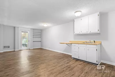 710 S Mobile Street #5, Fairhope, AL 36532 - Photo 3