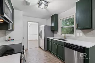 3655 S Claridge Rd, Mobile, AL 36608 - Photo 11