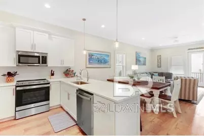 115 W 10th Street #m, Gulf Shores, AL 36542 - Photo 9