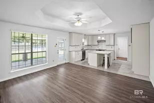 9803 Silverwood Dr, Fairhope, AL 36532 - Photo 3