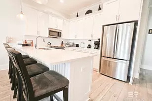 115 W 10th St, Gulf Shores, AL 36542 - Photo 11