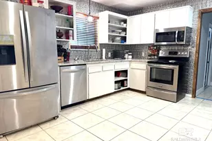 7409 Riverwood Dr E, Foley, AL 36535 - Photo 5