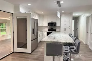 661 Ynestra Dr, Mobile, AL 36609 - Photo 3