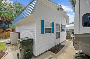 77 Horn Dr, Lillian, AL 36549 - Photo 5