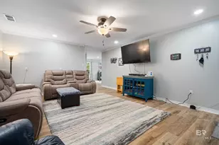 2274 E Christopher Dr, Mobile, AL 36609 - Photo 5