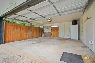 2274 E Christopher Dr, Mobile, AL 36609 - Photo 27