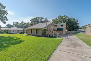 413 W Persimmon Ave, Foley, AL 36535 - Photo 9