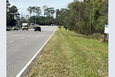 17058 Foley Beach Expressway, Foley, AL 36535 - Photo 11