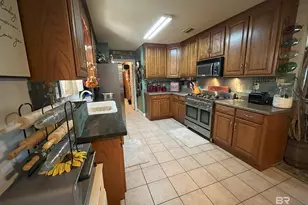 7851 US Hwy 98, Fairhope, AL 36532 - Photo 17