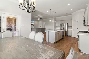 878 Connolly Av, Foley, AL 36535 - Photo 5