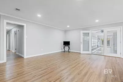 4220 S Spring Valley Drive, Mobile, AL 36693 - Photo 7