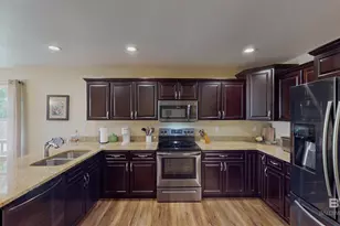 5936 Shady Woods Ct, Gulf Shores, AL 36542 - Photo 3