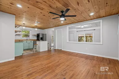 556 Middle Street, Fairhope, AL 36532 - Photo 3