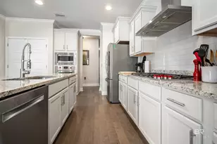 24586 Chantilly Ln, Daphne, AL 36526 - Photo 9