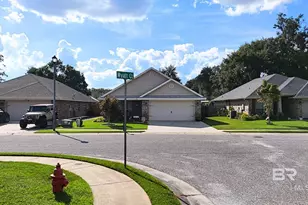 297 Wyatt Ct, Foley, AL 36535 - Photo 3