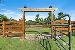 19402 Steadham Ln, Robertsdale, AL 36567 - Photo 29