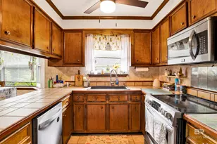 106 Lively Cir, Daphne, AL 36526 - Photo 13