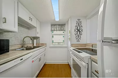 511 E Beach Boulevard #604, Gulf Shores, AL 36542 - Photo 9