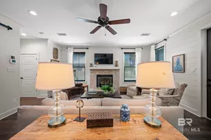 601 Magnolia Cir, Gulf Shores, AL 36542 - Photo 3