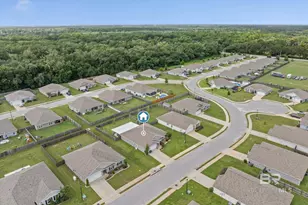 215 Landing Dr, Foley, AL 36535 - Photo 9