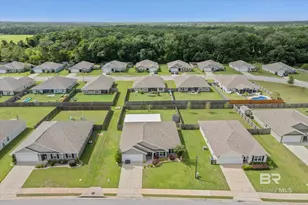 215 Landing Dr, Foley, AL 36535 - Photo 29