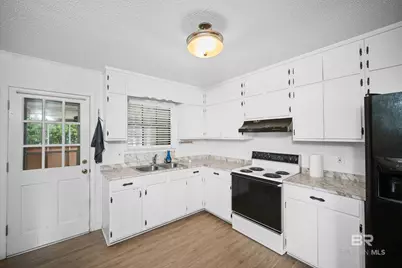 716 N Cedar Street, Foley, AL 36535 - Photo 9