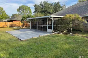 12856 Briarwood Dr, Foley, AL 36535 - Photo 9