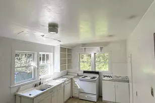 6513 Grace St, Mobile, AL 36618 - Photo 3