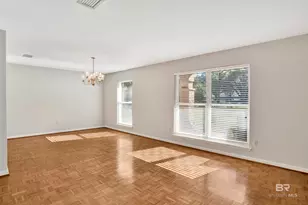 5758 Fairwood Dr, Mobile, AL 36609 - Photo 5